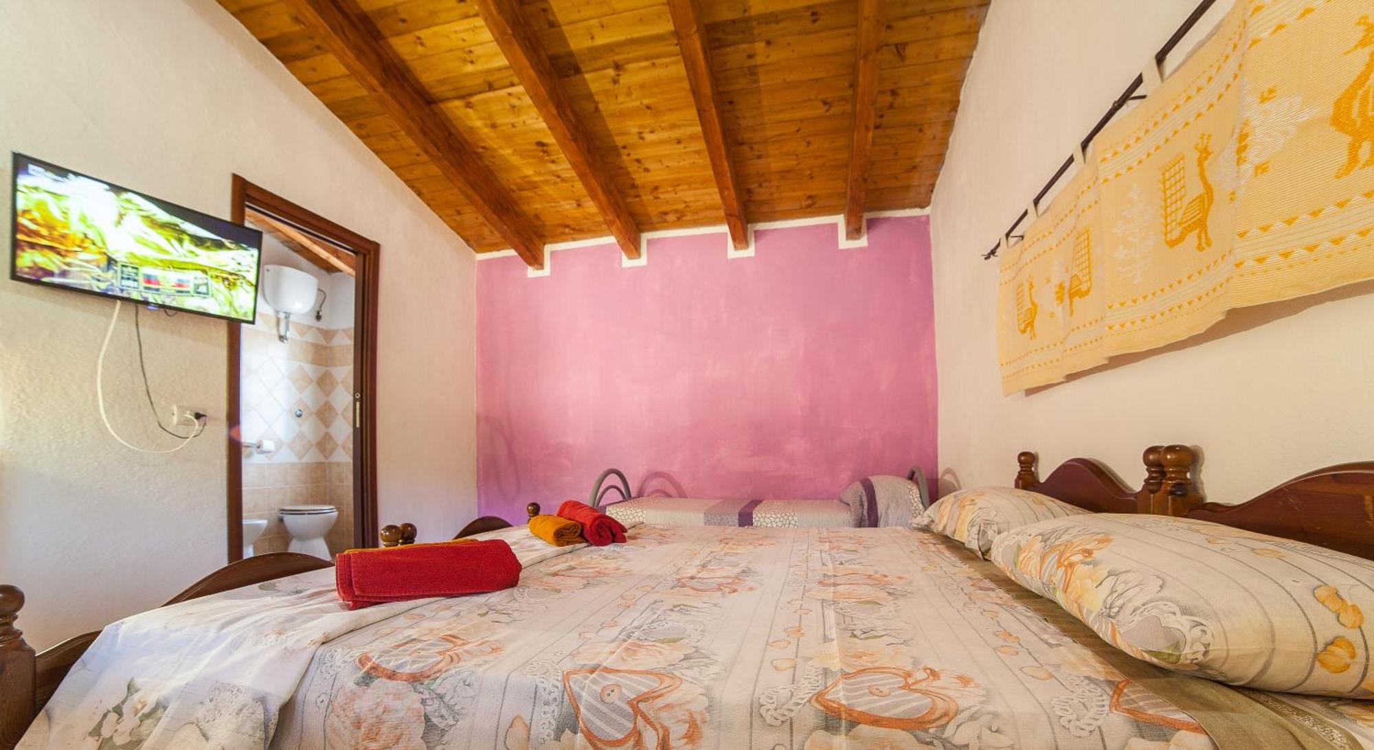 Sa Tanchitta Villa Ula Tirso Exterior photo